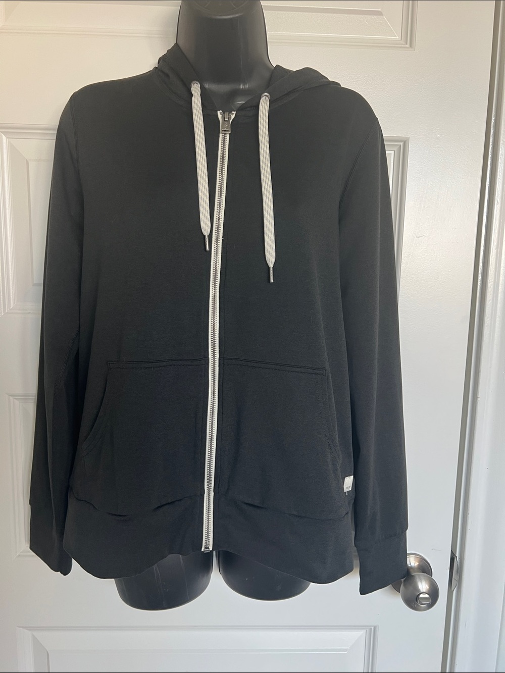 Vuori Black Full-Zip Hoodie with Contrast Drawstrings
